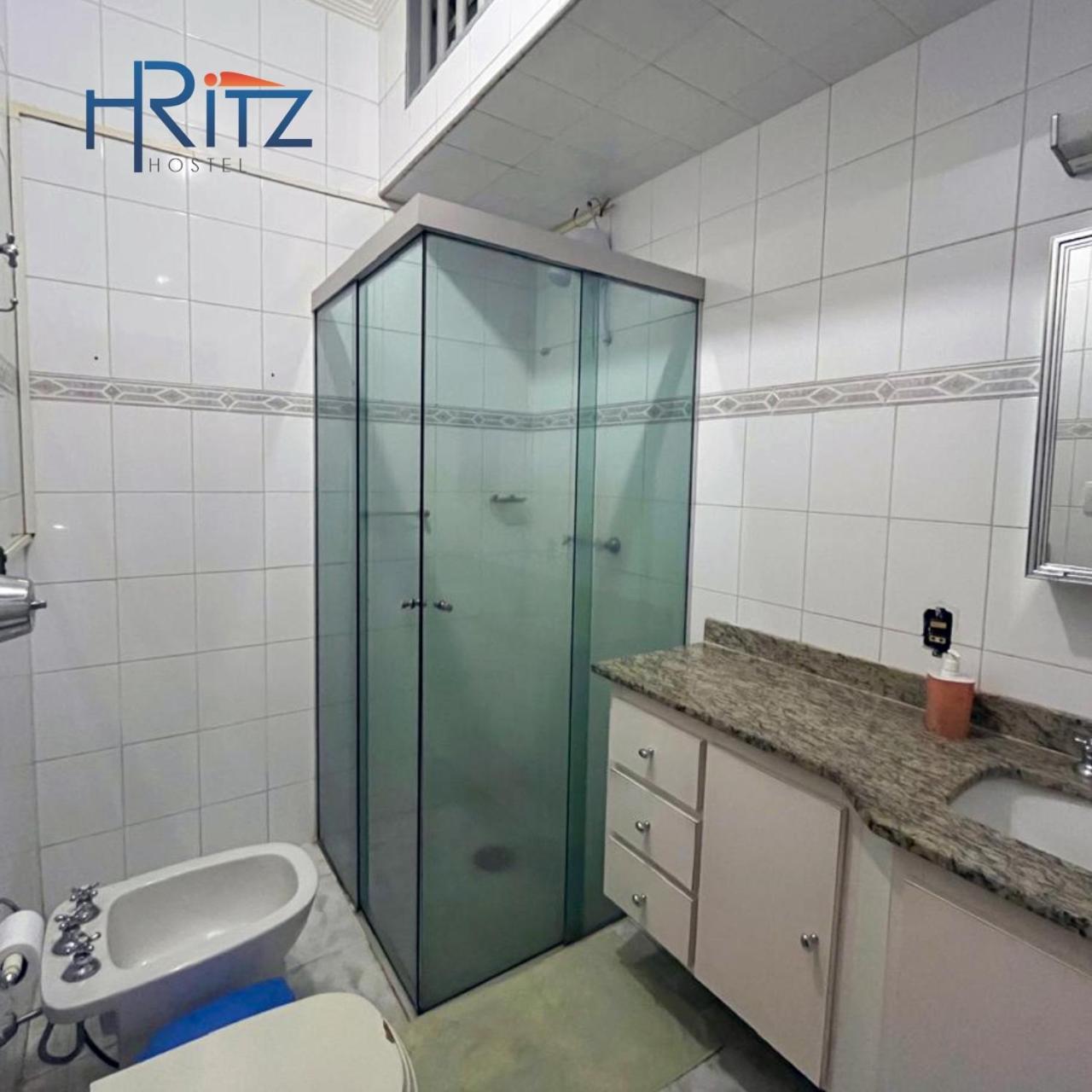 Ritz Hostel Araçatuba Exteriör bild